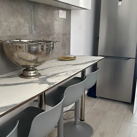 W Вилла Пафос